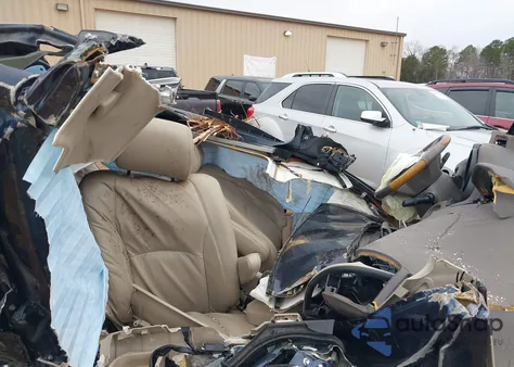 2007 Lexus Rx 350 from USA, damaged, VIN 2T2HK31UX7C046835